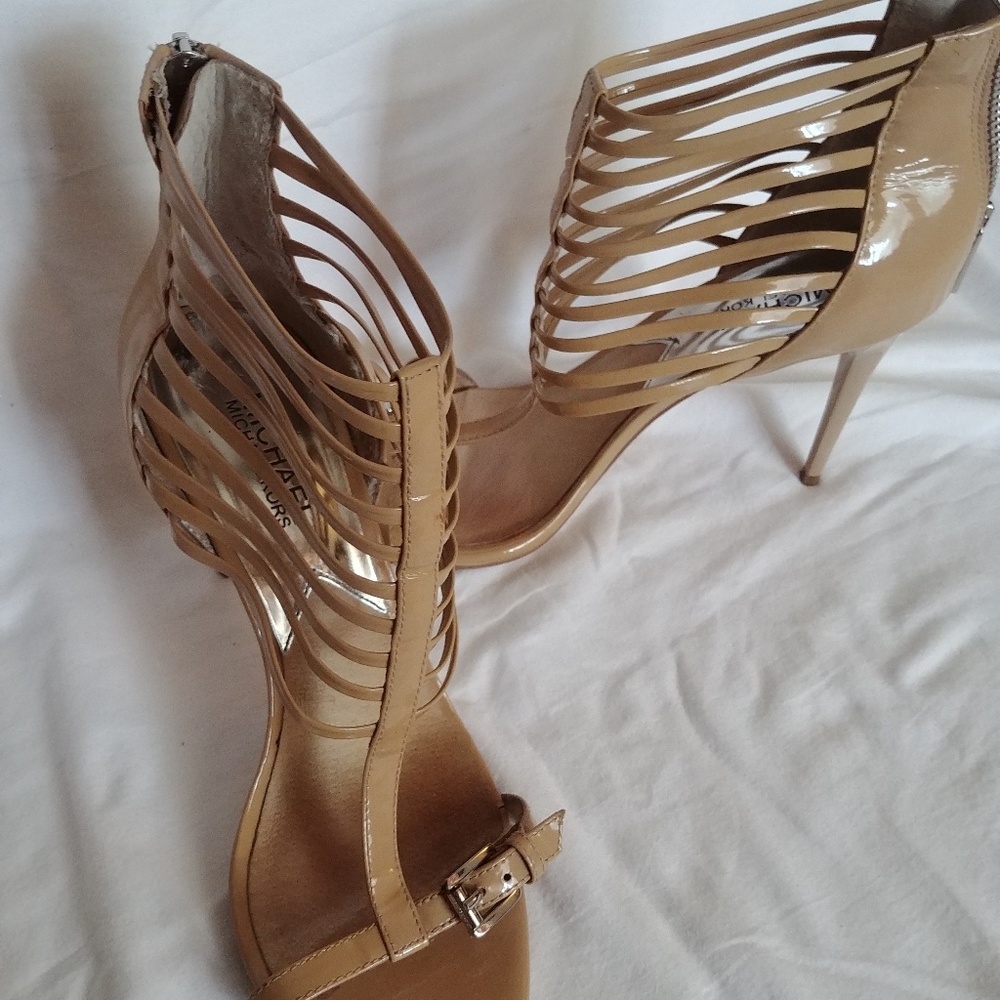 Sold on ebay - Michael Kors Sandal / Heels